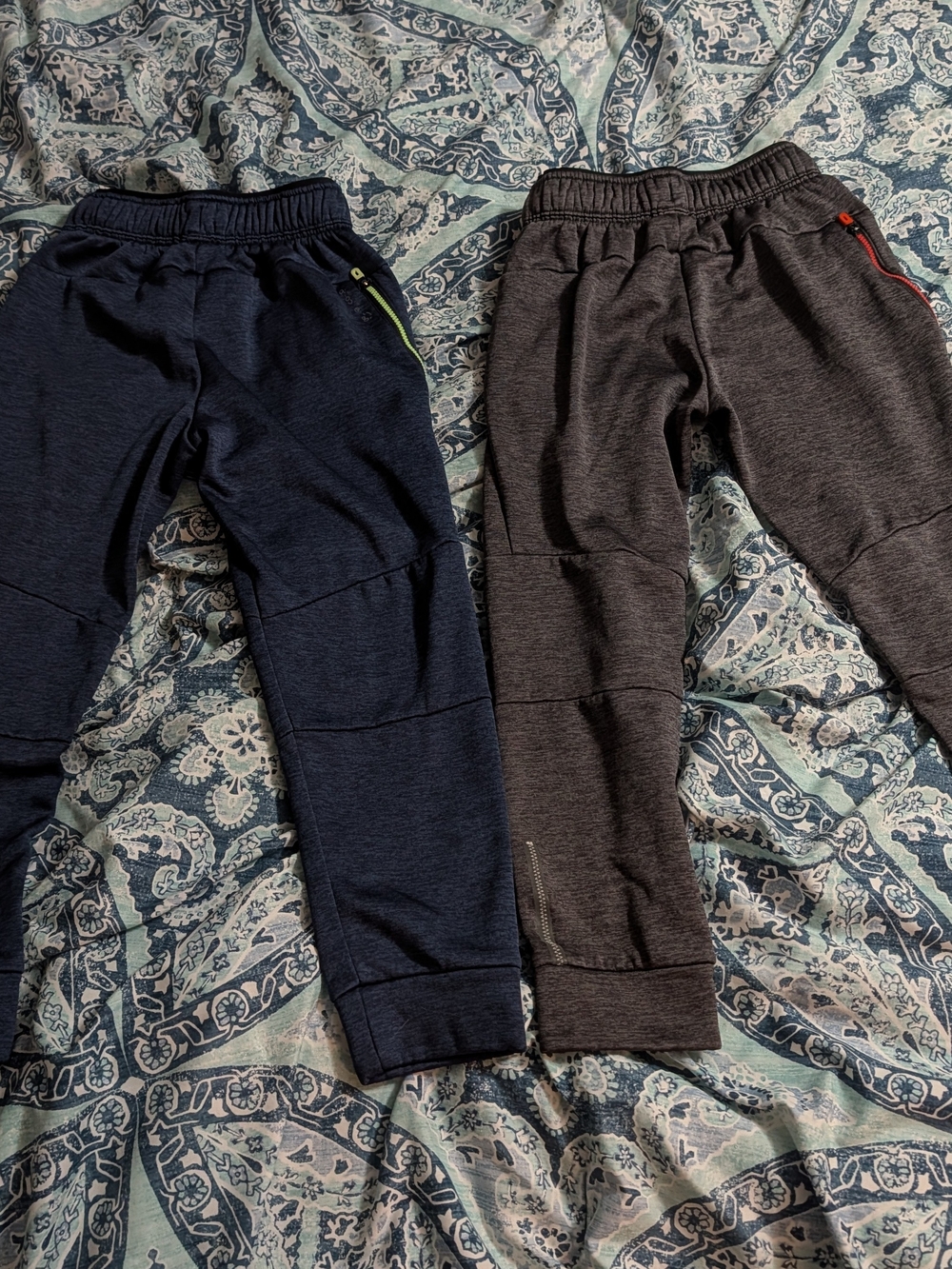 Boys Russell Athletic Joggers Size 8 - Picture 2 of 10